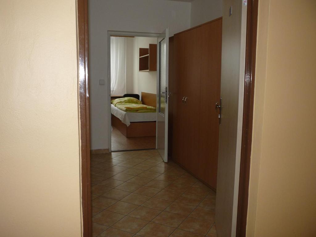 Koleje J.A.Komenskeho Brno Bilik gambar